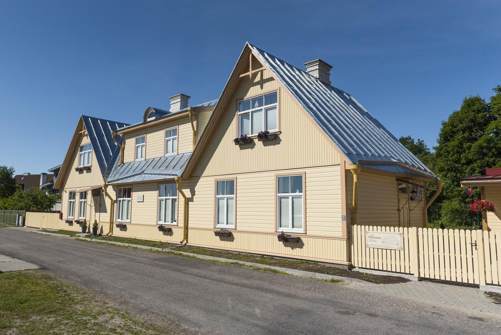 Villa Marienholm Хаапсалу Екстериор снимка